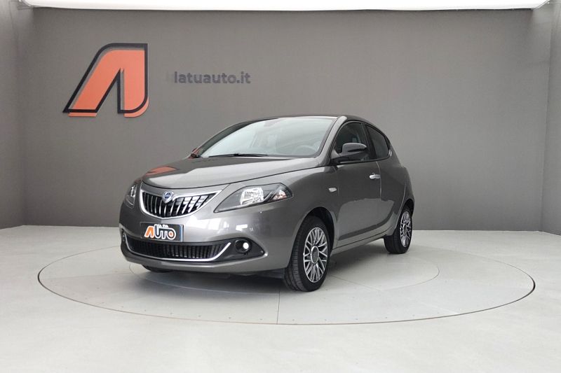 YPSILON 1.0 70CV HYBRID GOLD PLUS