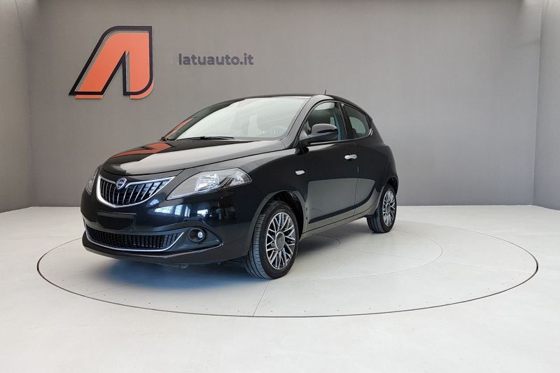 YPSILON 1.0 70CV HYBRID GOLD PLUS