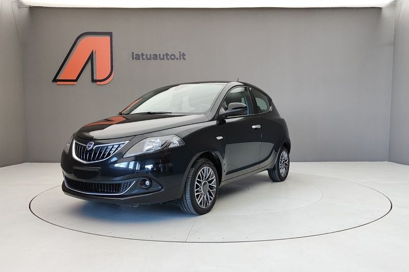 YPSILON 1.0 70CV HYBRID GOLD PLUS